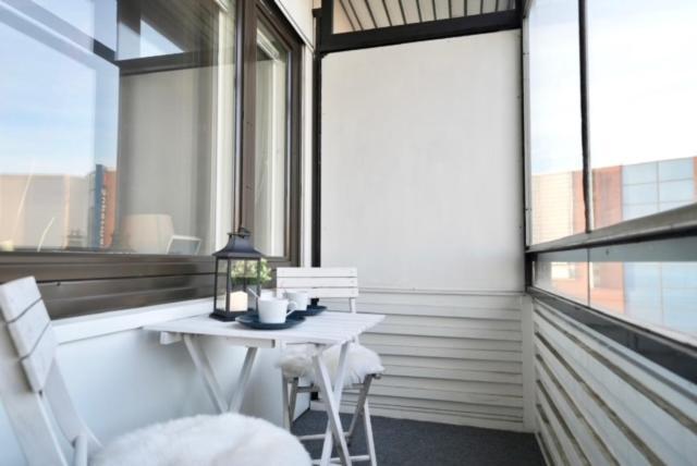 Cozy And Bright 2-Bedroom Apartment Washer And Dryer, King Size Bed Rovaniemi Exteriör bild