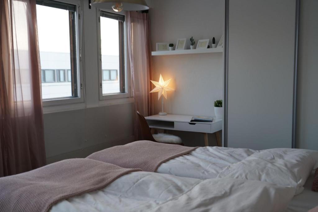 Cozy And Bright 2-Bedroom Apartment Washer And Dryer, King Size Bed Rovaniemi Exteriör bild